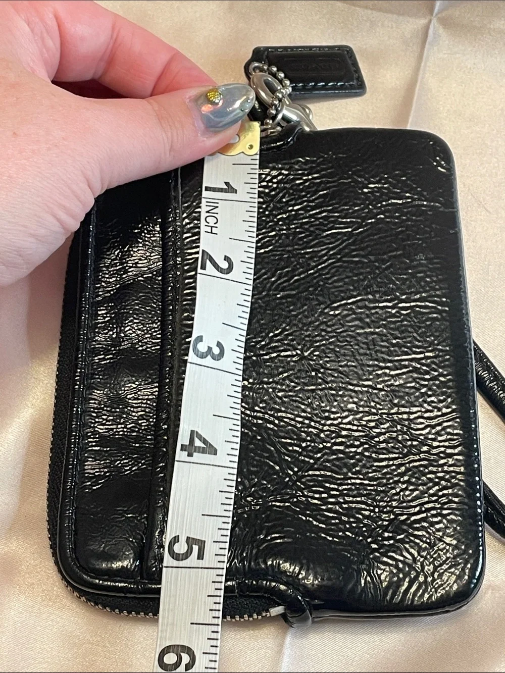 Coach POPPY Black Patent Leather Wristlet - GUC